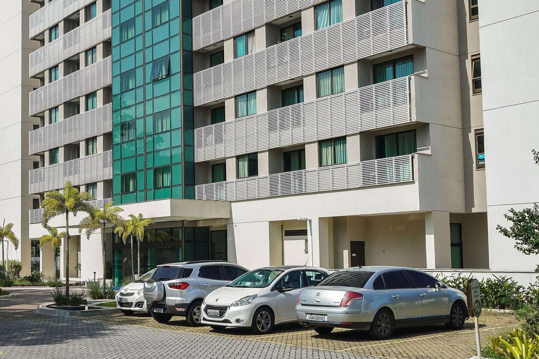 桑巴里約會議及住宅