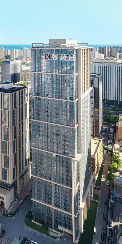 大連睿詩酒店(高新萬達廣場店)