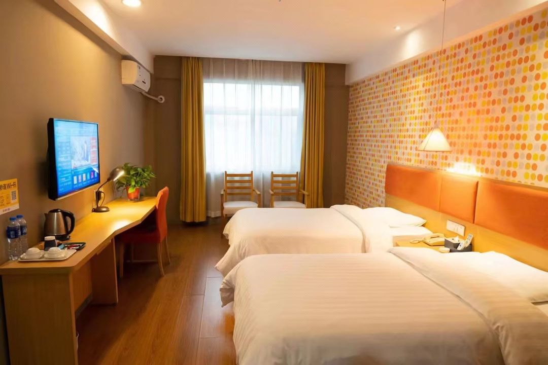 蘭泊酒店(華清池地鐵站店)