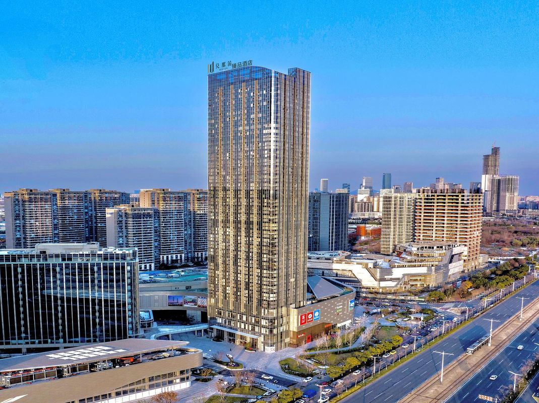 南京莫那笛酒店(河西金地广场吴侯街地铁站店)