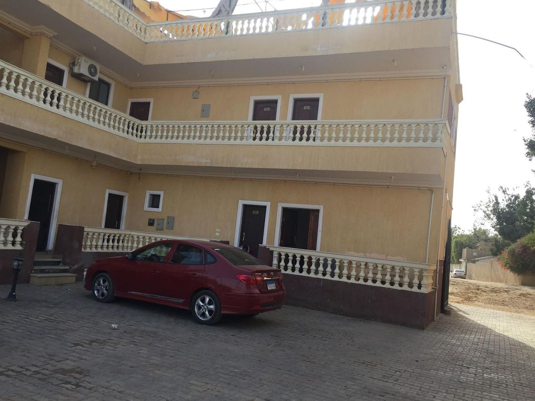 金字塔帝國旅館