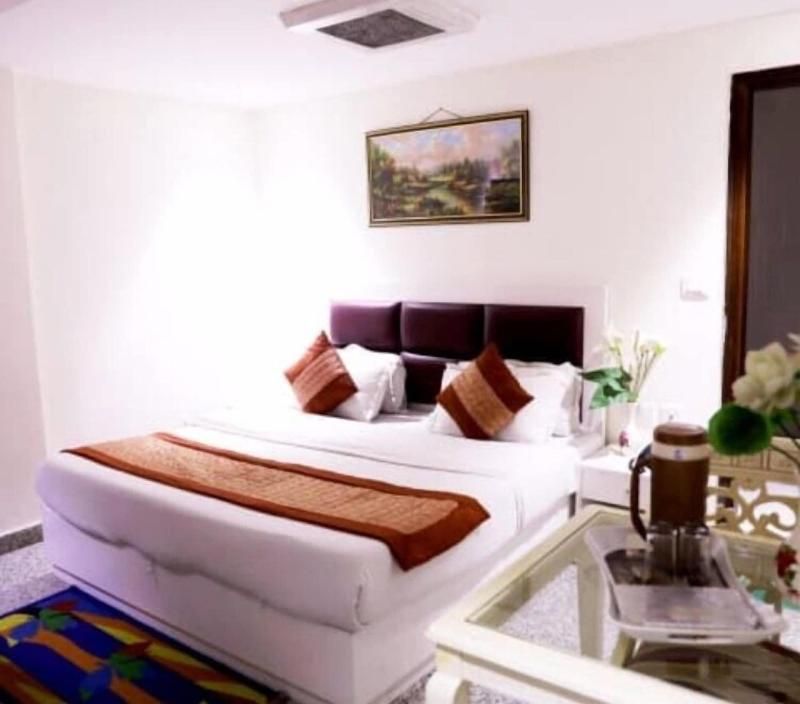 古蹟酒店及餐廳