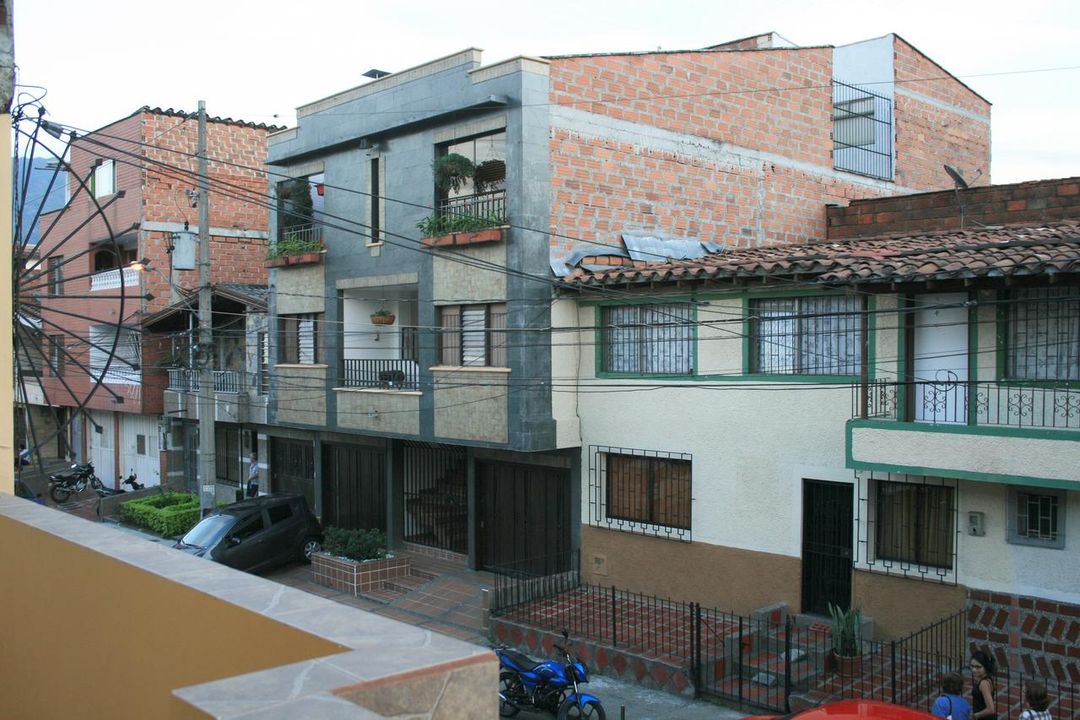 Medellín House B&B