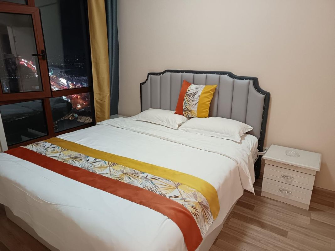Dalian Yijia Homestay