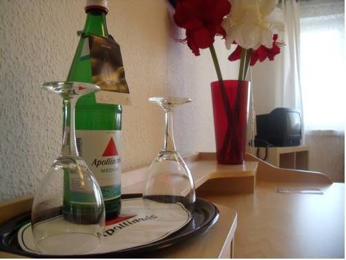 波洛靈達機場酒店