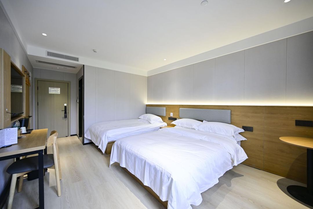 Zsmart Hotel (Shanghai Pudong Zhangjiang Hi-Tech Subway Station)