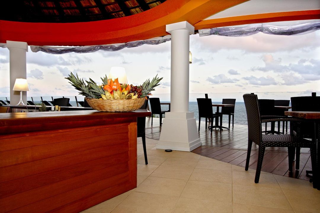 佩斯塔納灣旅館