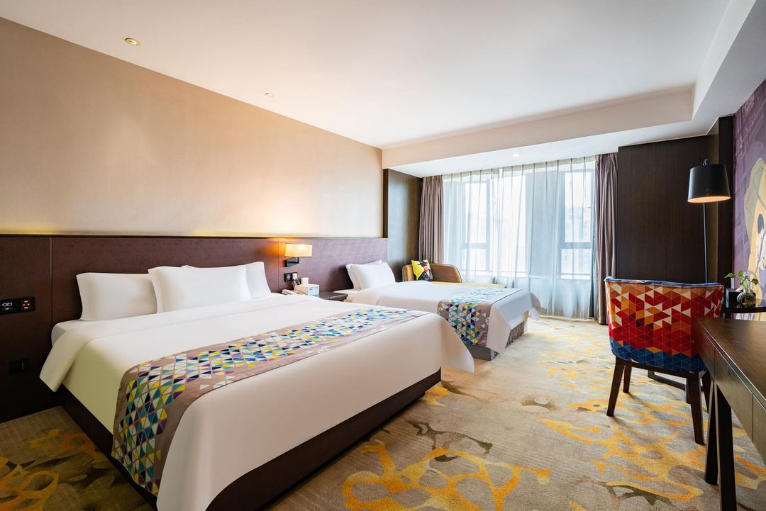 朝曼·高空酒店(成都建設路店)