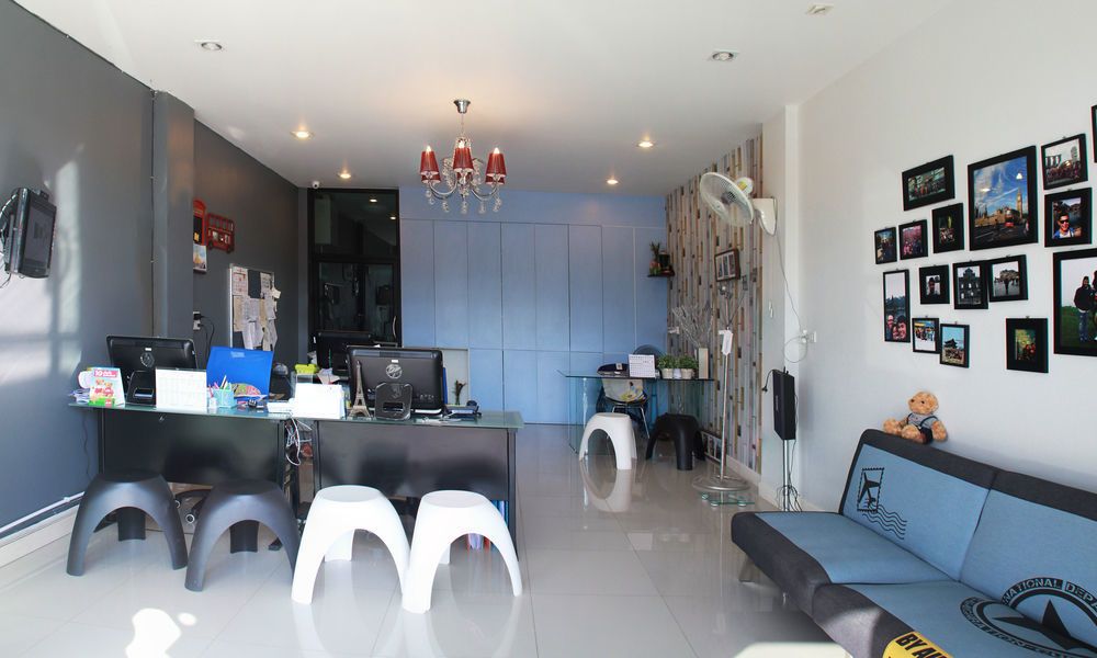 索春精品經濟型酒店