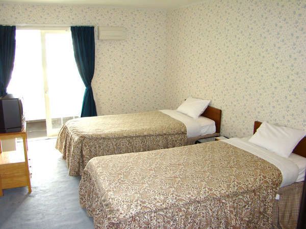 Petit Hotel White Runse