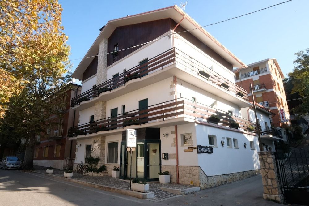 Hotel Pescofalcone