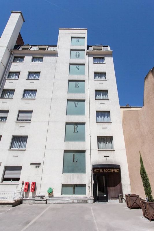 福煦/羅斯福公寓