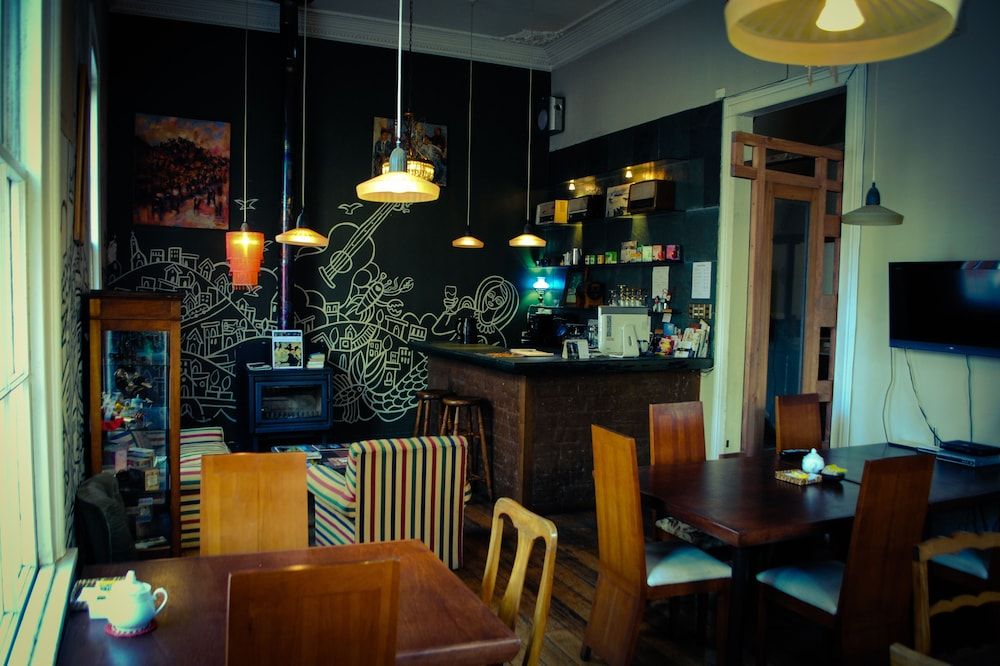 瓦爾帕萊索的老女人旅館 - 青年旅館