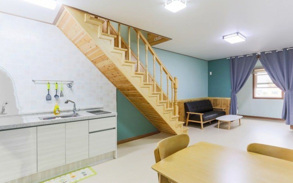 Gangneung Jeongdongjin Joyful Pension