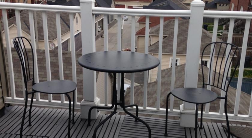 多倫多機場遊客旅館