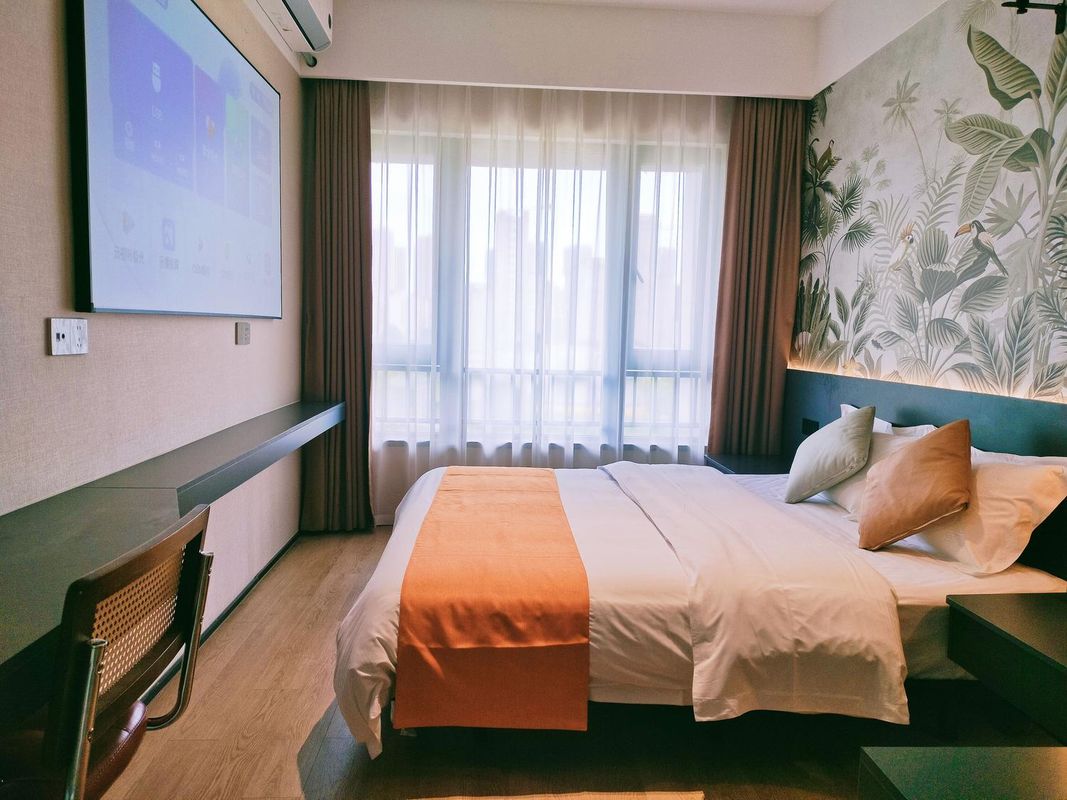 Chengdu Jinhua Cinema Apartment (Vanke Park Legend)