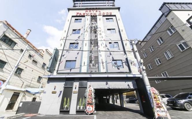 沙上法國密碼酒店