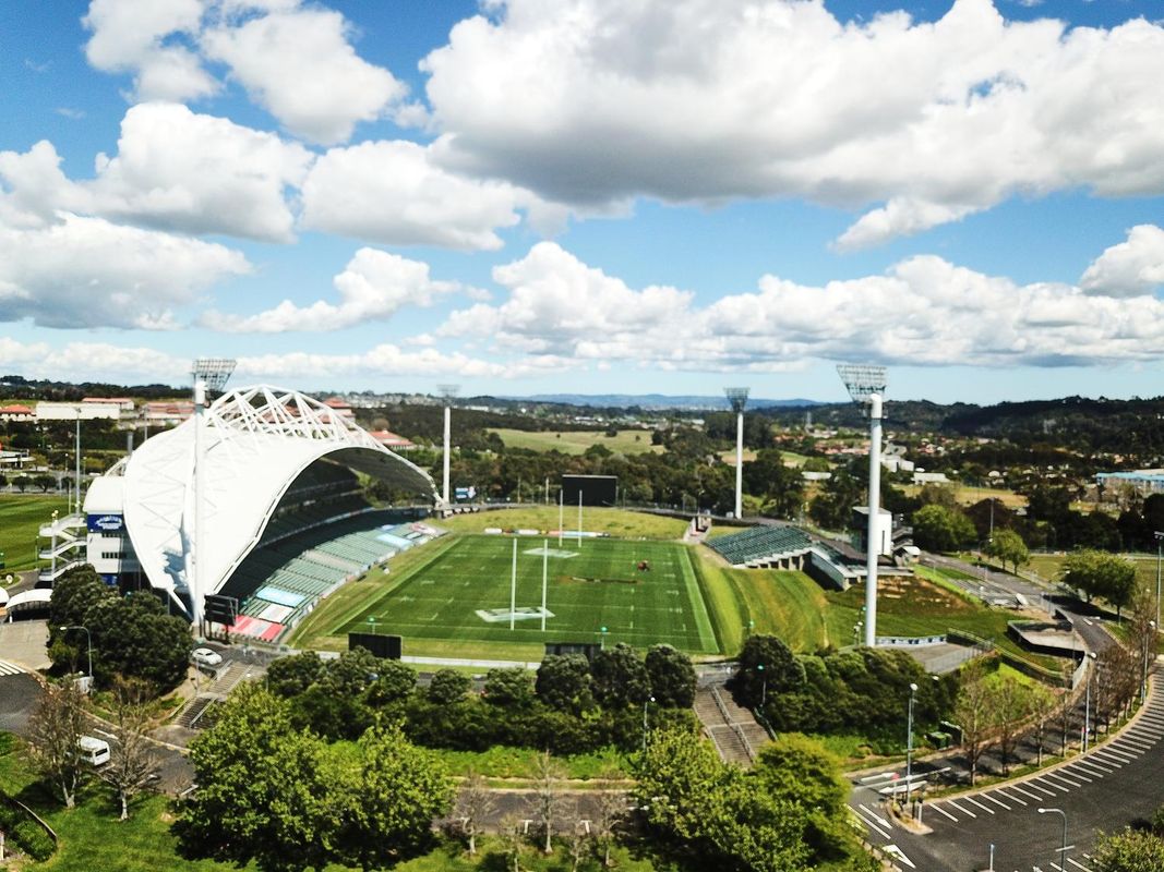 奧爾巴尼華美達套房酒店