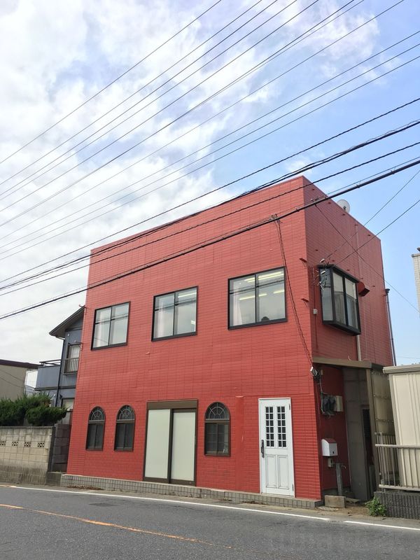 Manga House, 10 People Can Stay