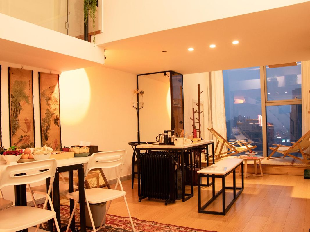 Tea Talk-Tea Theme B&B