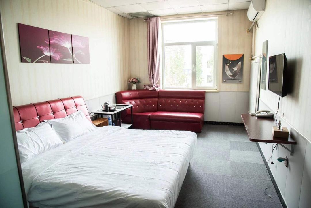 天津遇見臻愛快捷美宿