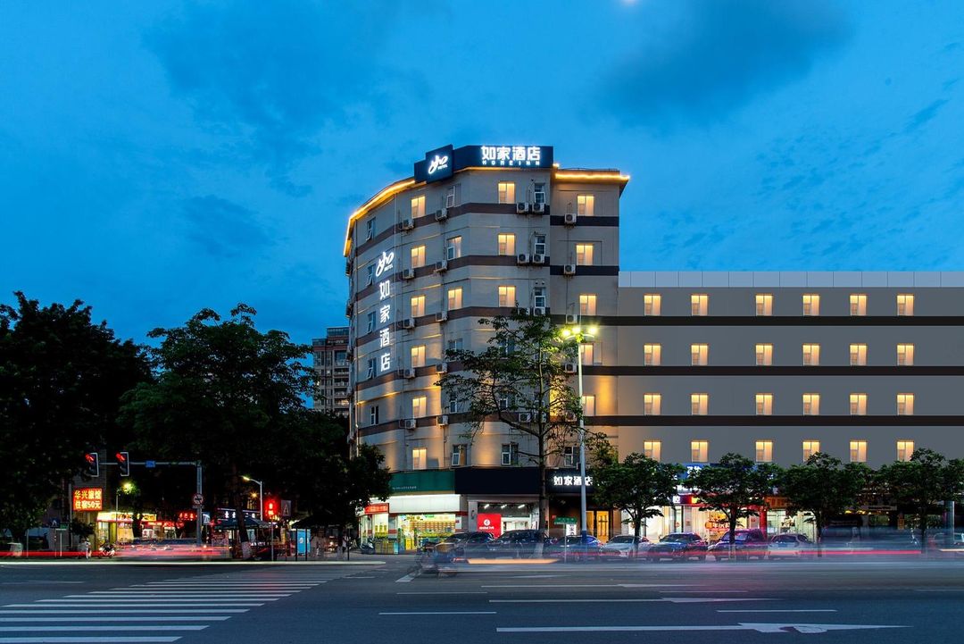 Homeinn · neo (Yunfu Bus Station Yihua International Plaza)