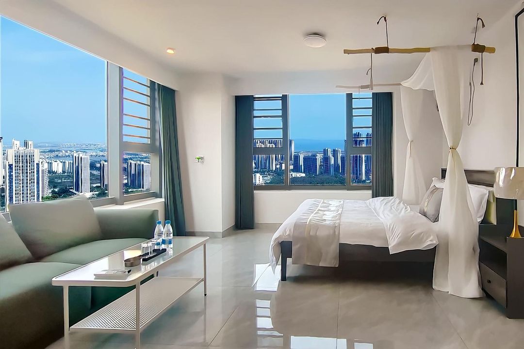 Stellar Joy City Apartment