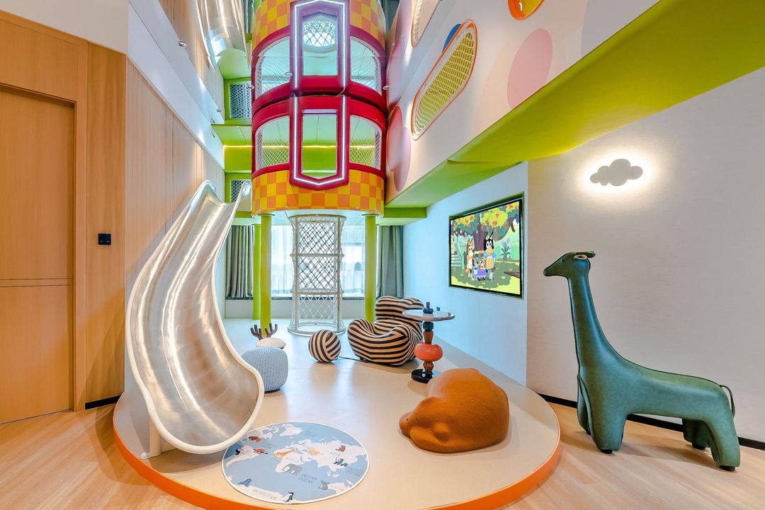 米奧米親子酒店(青島五四廣場延安三路地鐵站店)