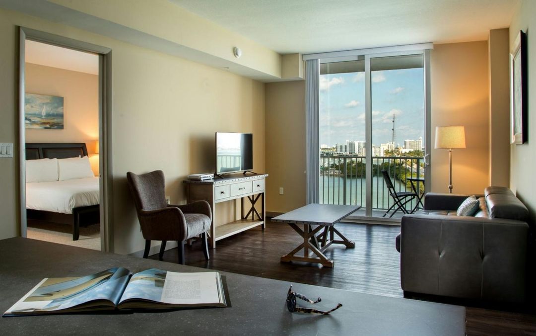 格蘭德灣馬爾阿祖爾邁阿密灣公寓酒店