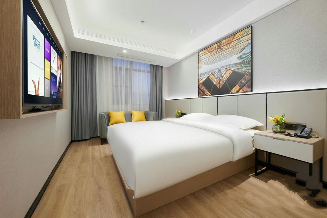 哈囉輕酒店(武漢漢口火車站常碼頭地鐵站店)