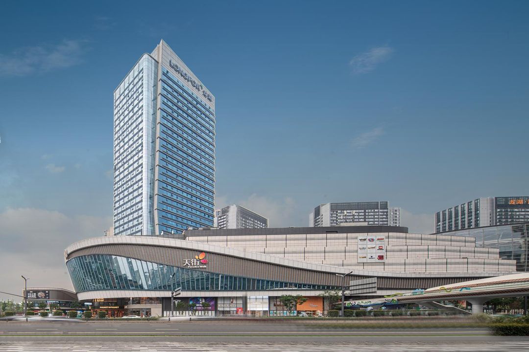 梵星·至臻投影套房公寓(東郊記憶理工大學店)