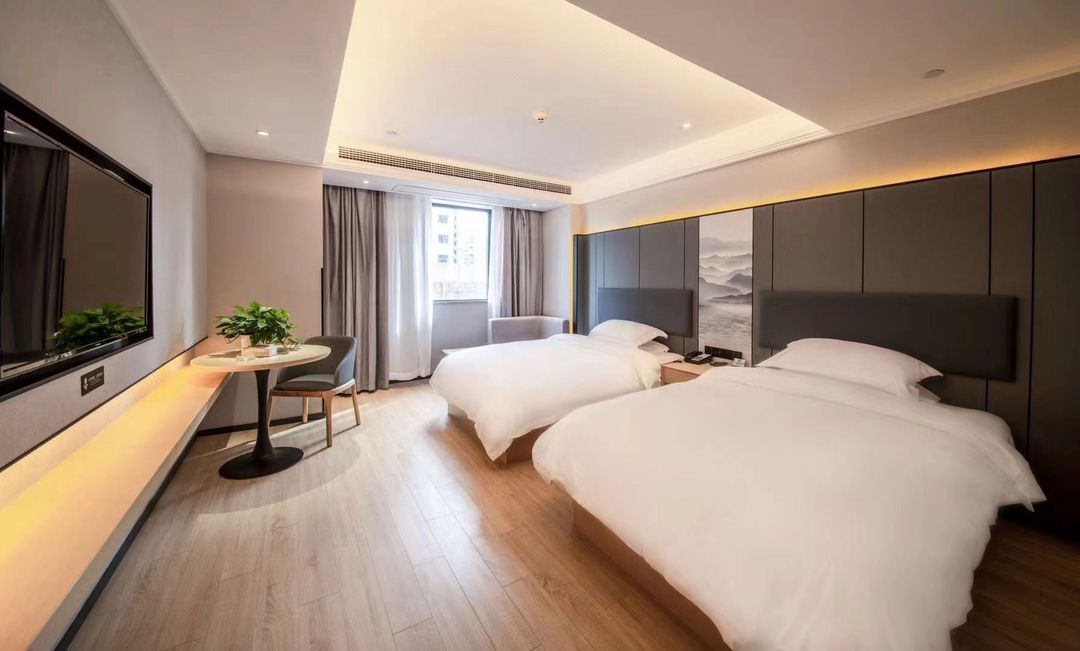 Xierweiya Piano Hotel (Yangzhou Changjian Plaza)