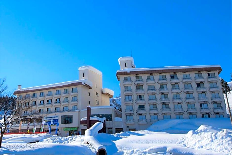 上越六日町高原酒店