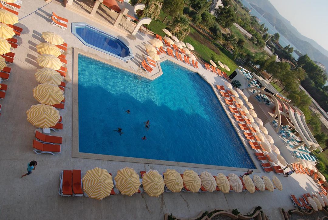 東方度假式酒店