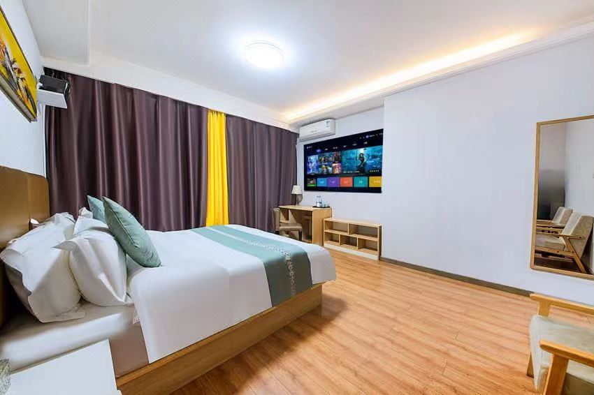 Meixi Movie Hotel (Xi'an Sanqiao Subway Station)