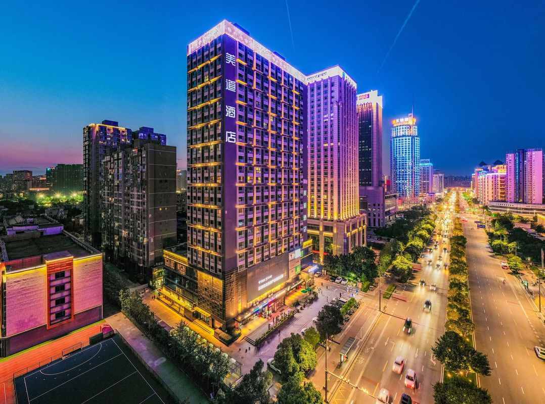 美道酒店(西安科技路地鐵站店)