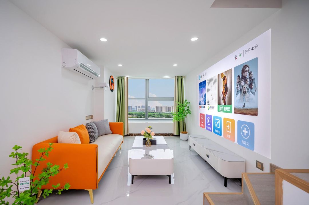 Zhizhenyuan Light Luxury Apartment (Guangzhou South Station Branch)
