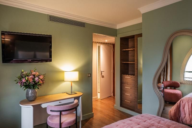 Royal Garden Champs-Élysées