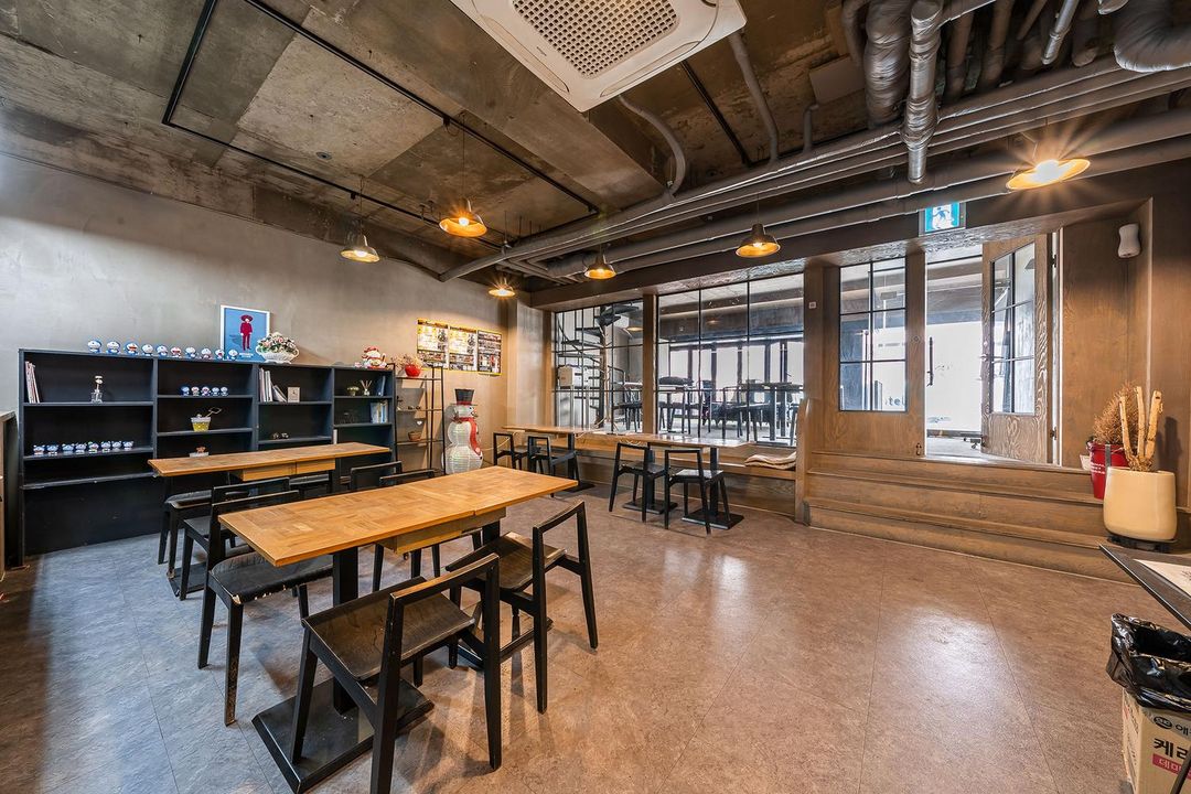 弘大新村彼得貓酒店