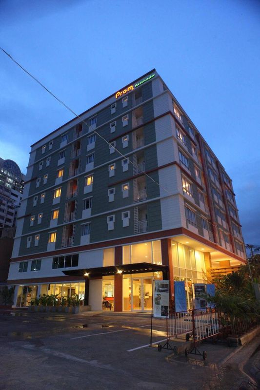 Prom Ratchada Hotel Bangkok