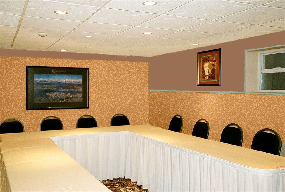 魯賓孫斯特拉斯酒店加套房