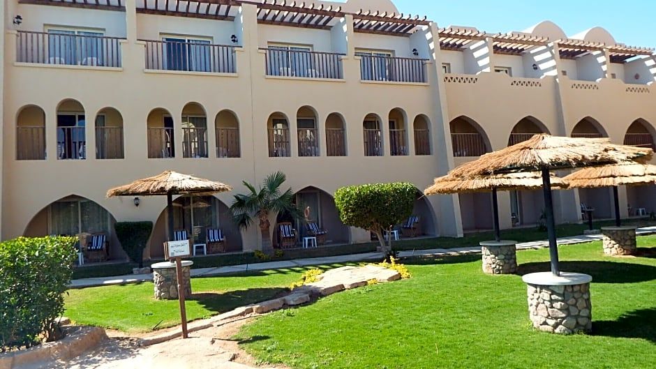 帕里拉阿瑪爾薩曼水上樂園酒店