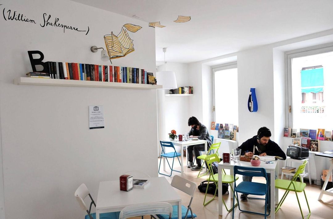 格洛奧斯特羅雷特拉瑞咖啡酒店 - 青年旅舍