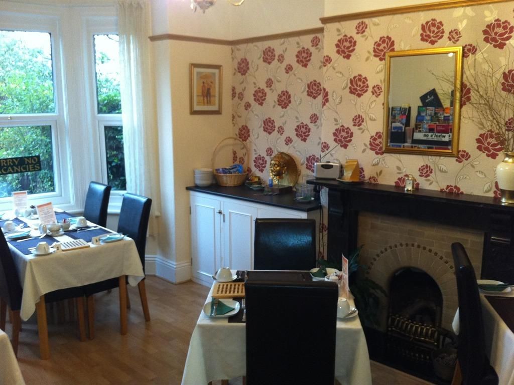 克羅斯維斯酒店