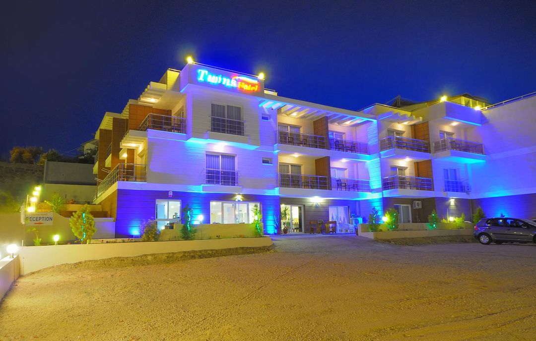 Twins Hotel Çeşme
