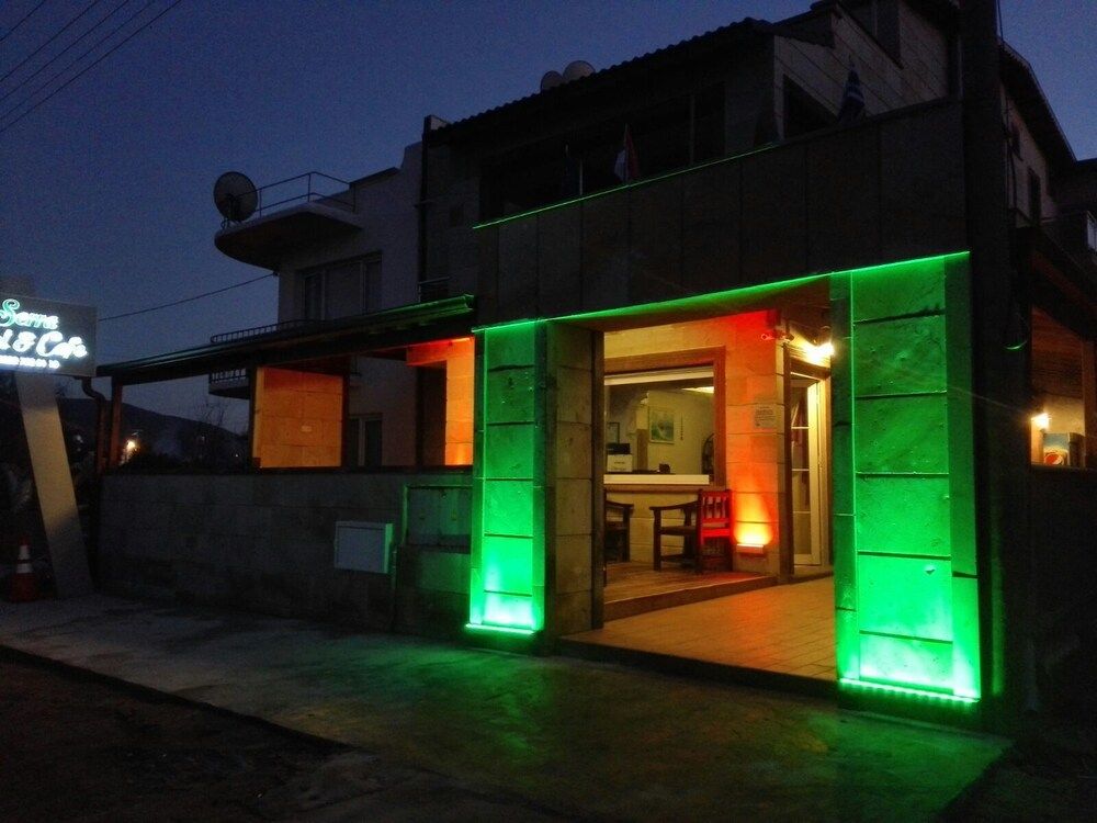瑟拉酒店