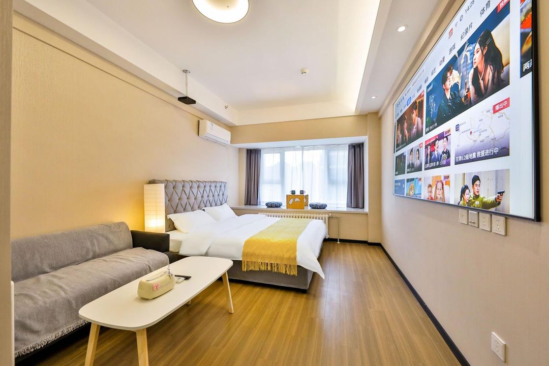 有云酒店(大連東港威尼斯水城店)