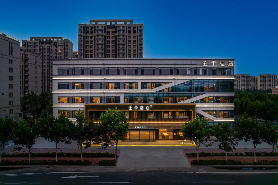 JI Hotel (China Railway Qingdao World Expo City)