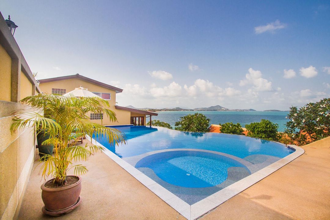 Boujis Boutique Resort