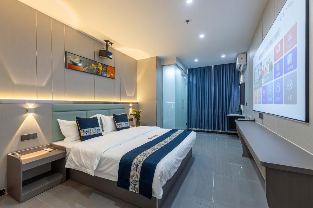 Guangzhou Lantian Boutique Stay (Nancun Banqiao Subway Station)